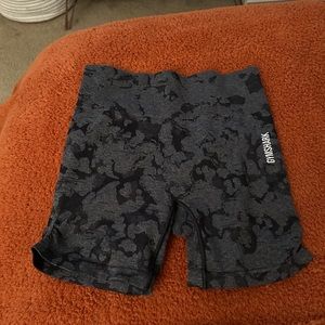 adapt camo seamless short